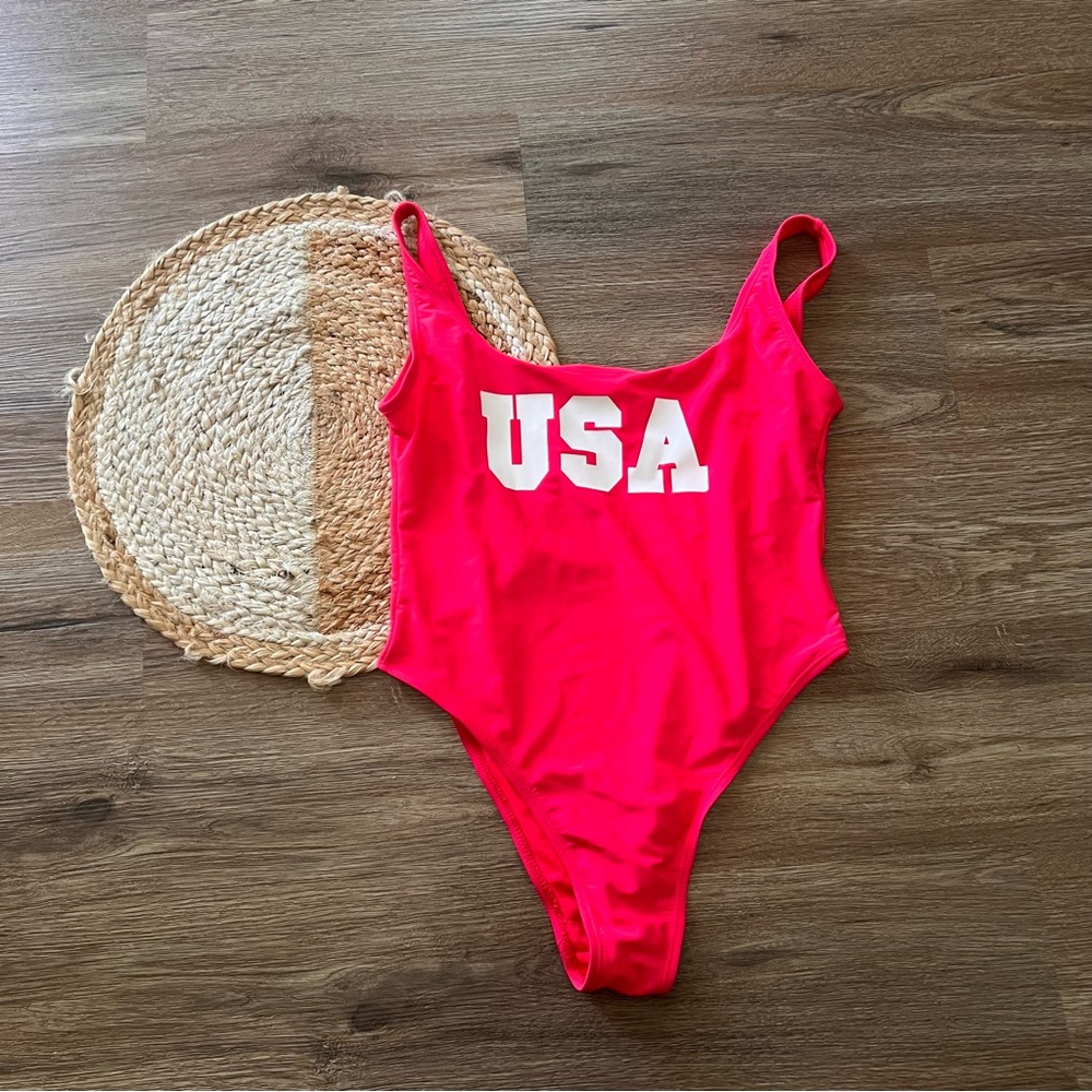 HEAT USA Print One Piece Swimsuit